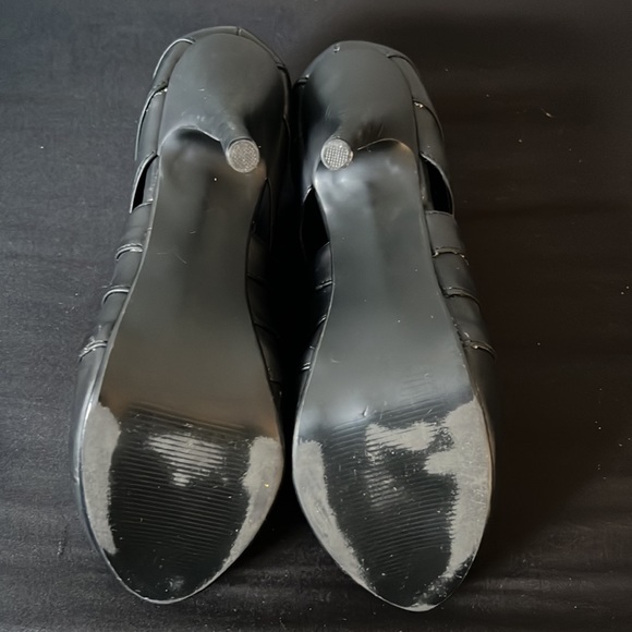 4/$20 Black tie up heels size 9 - Picture 11 of 11